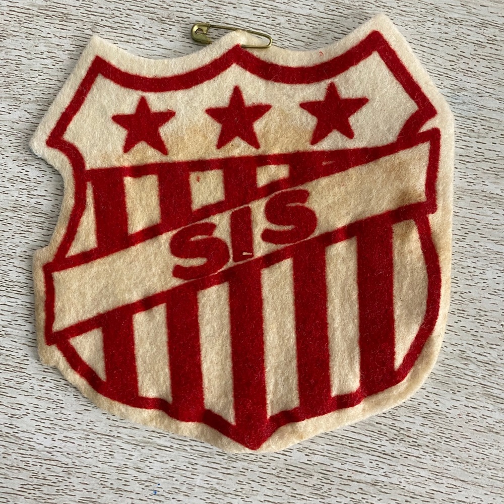 Vintage Sweater Varsity Name Patch The Felt Crafters “SIS“ 1940s-50s